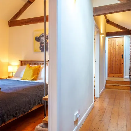 2 Eden Grove Armathwaite